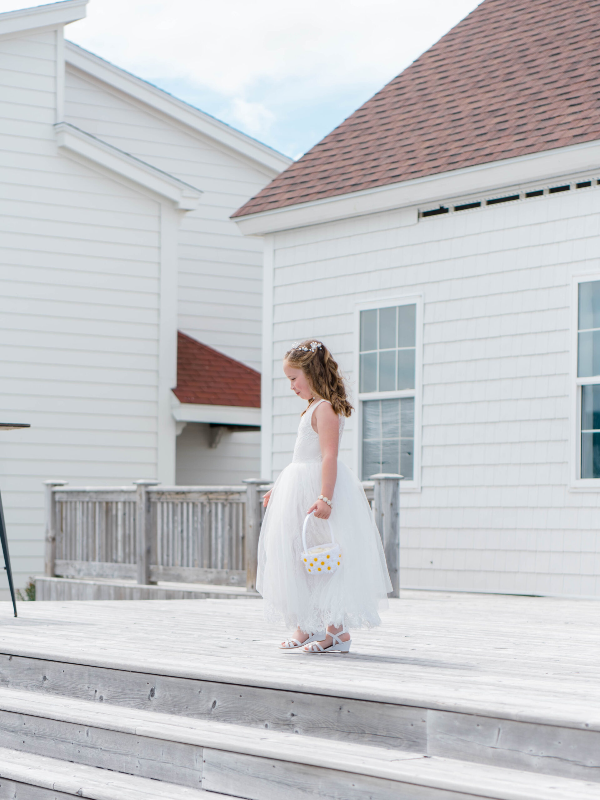 flower girl wedding photography 